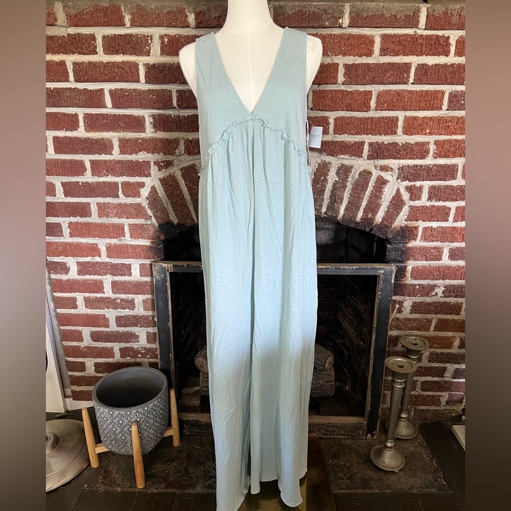 **SOLD** NWT american eagle sunchaser knit vneck jumpsuit